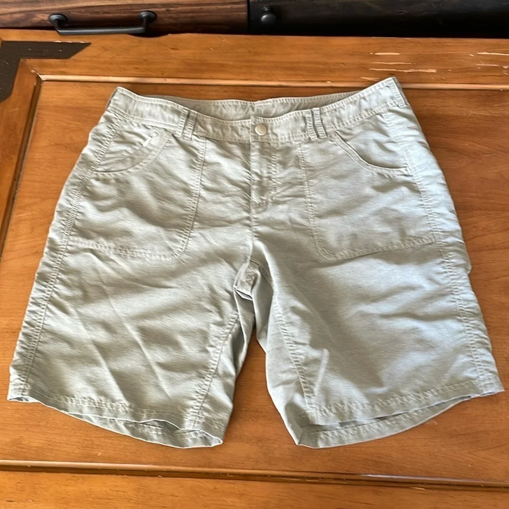 The North Face Nylon Hiking Shorts Size 14